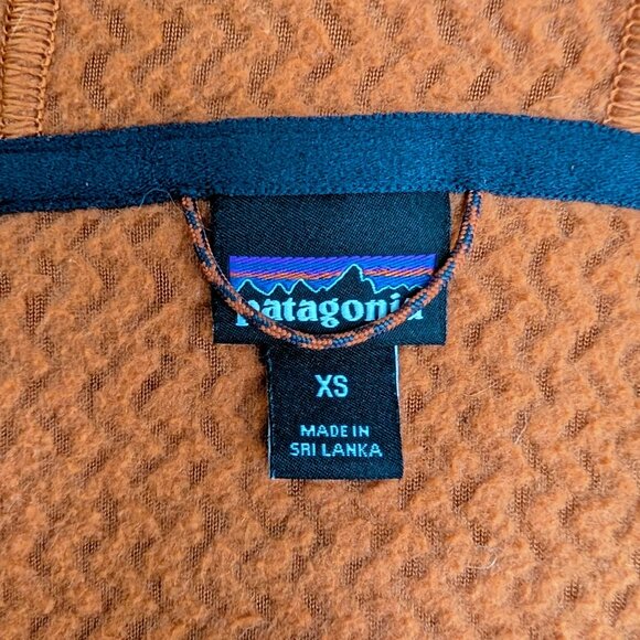 PATAGONIA | R1 Air Full-Zip Hoody | "Sandhill Rust" (Orange) - Picture 6 of 8